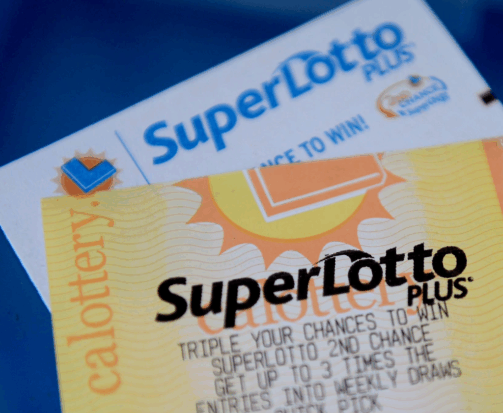 Superlotto Plus ticket